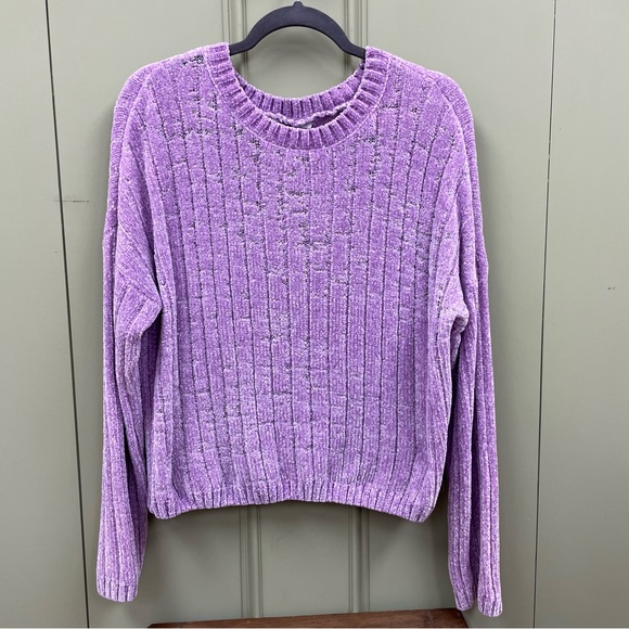 NO BOUNDARIES PURPLE VELVET SWEATER - Picture 2 of 4